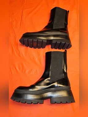 ZARA Lug Sole Chelsea Chunky Ankle Boots Black sz41EU/10US Shiny Like New!!